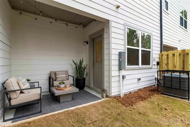 Building Photo - 1332 Lakota Pl