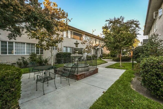 Building Photo - 1.0 bedroom in Pasadena California 91106