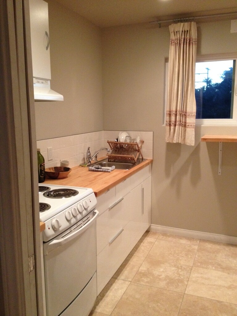 Kitchen 1 - from doorway entry - 4770 55th St