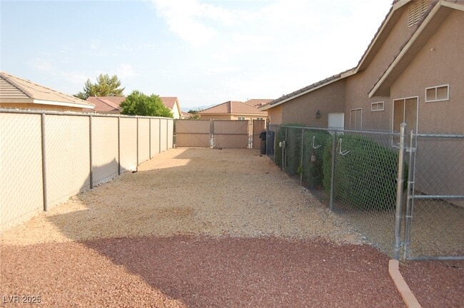 Building Photo - 5441 Barnwood Ct