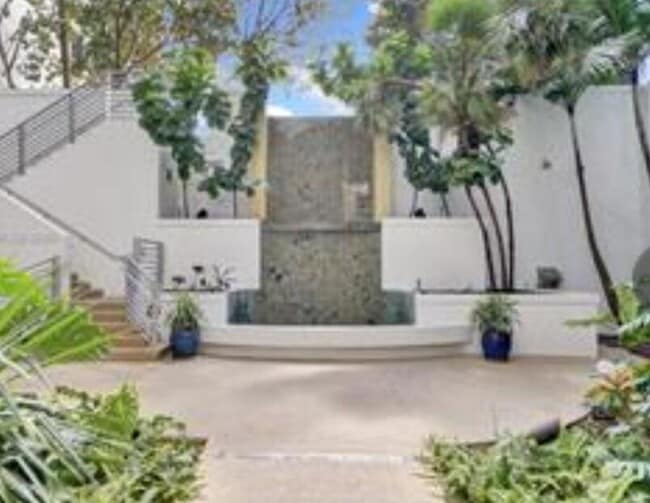 Building Photo - 1830 Radius Dr