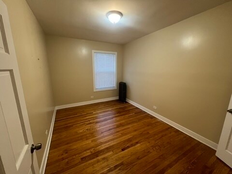 Building Photo - 7506 S Vernon Ave