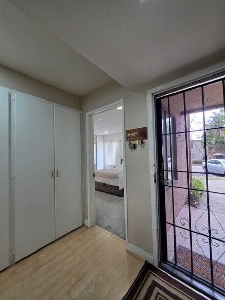 Building Photo - 9949 Scripps Westview Way