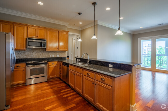 2BR, 2BA - Condo - 1,415 - Kitchen - The Gateway Village