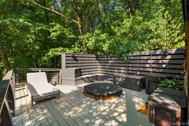 Building Photo - 33 Dry Pond Rd