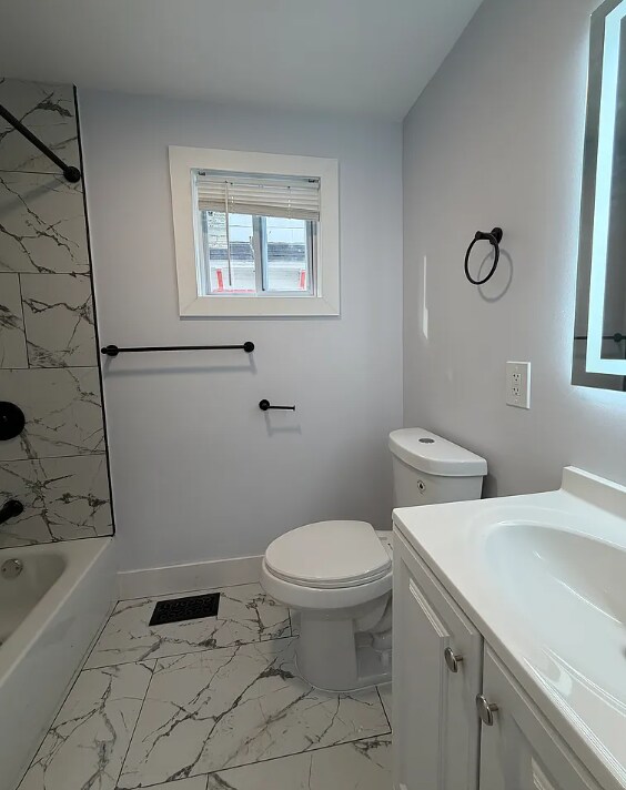 Building Photo - 34 Seminary Ave