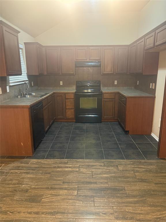 Building Photo - 1020 Norway Ave