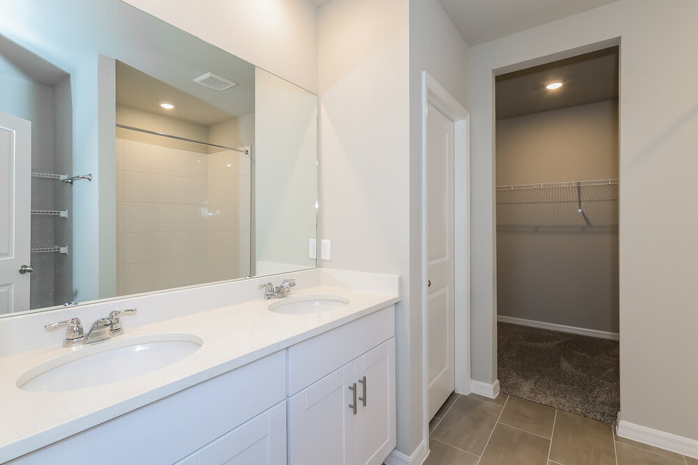 Building Photo - 1142 Oak Vly Dr