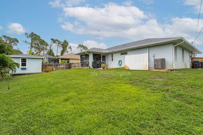 Building Photo - 18266 Fuchsia Rd
