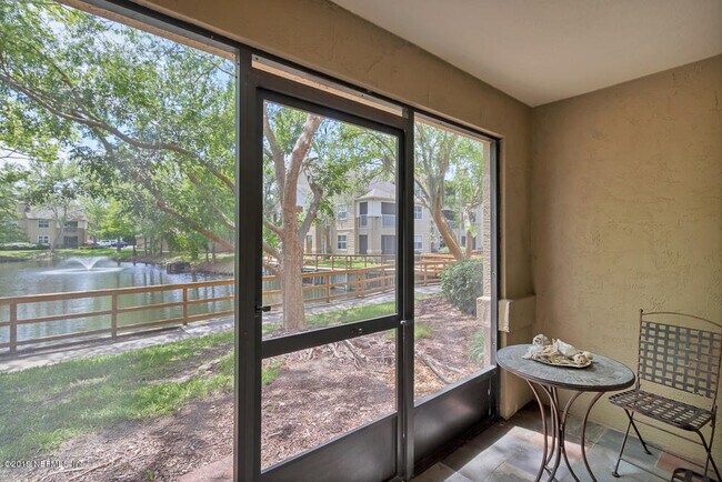 Building Photo - 29 Arbor Club Dr