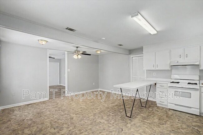 Building Photo - 2619 Livingston Ave