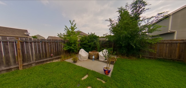 Building Photo - 3D Tour Available - Gorgeous East-Side Home + 2 Car Garage + Fenced-in Backyard! Available July 3rd!