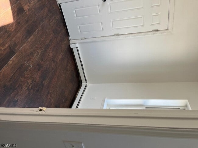 Building Photo - 340 Morris Ave