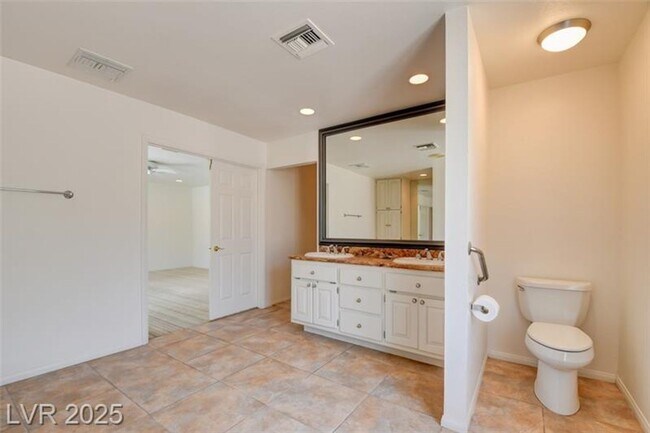 Building Photo - Fabulous Ranch-Style Home on Over Half an Acre – No HOA!