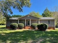 Building Photo - BEAUTIFUL 3 BED, 2 BATH BRICK HOME LOCATED...