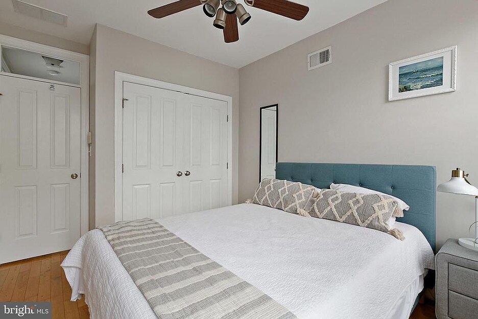 Building Photo - 27 N Glover St