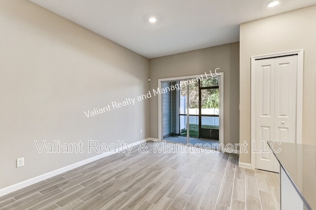 Building Photo - 2607 Sandy Dune Dr