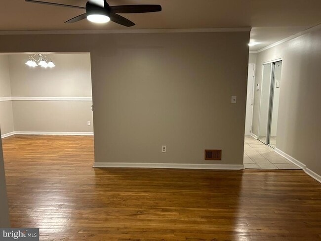 Building Photo - 1231 Country Mill Dr