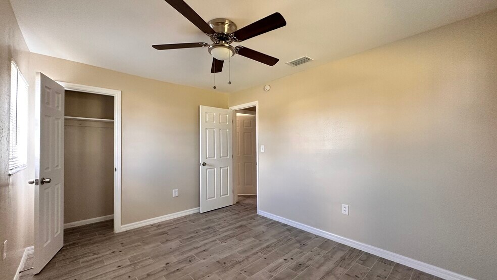 Building Photo - 3830 Highland Ave