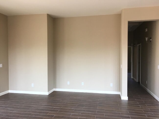 Building Photo - 20290 N Codey Cir