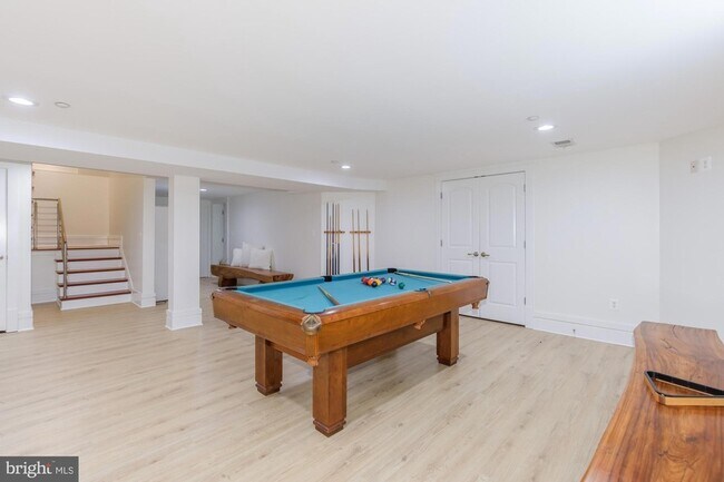 Building Photo - 9715 Singleton Dr