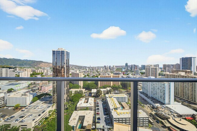 Building Photo - 1500 Rycroft St