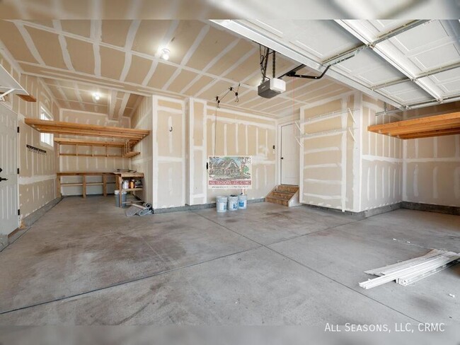 Building Photo - 4637 Dancing Light Way