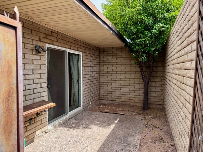 Building Photo - 4216 N 38th St