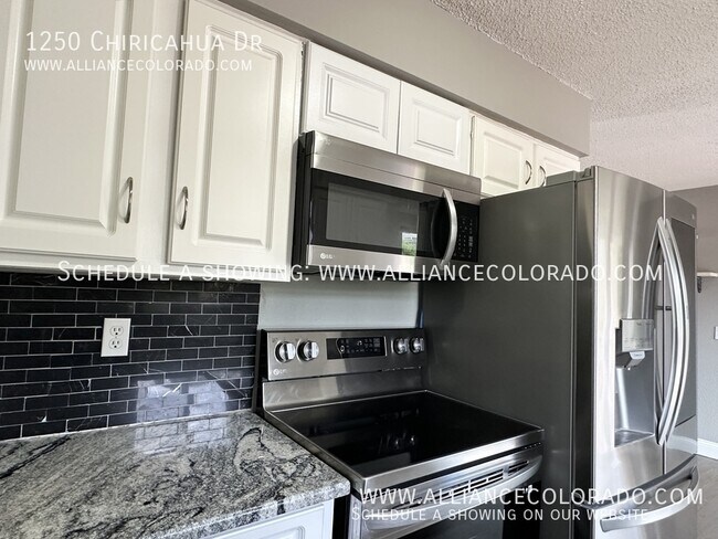 Building Photo - 1250 Chiricahua Dr