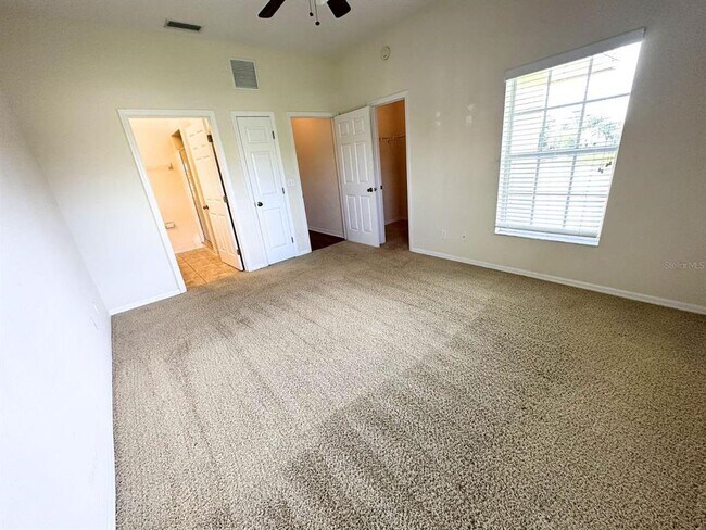 Building Photo - 407 Eagle Pond Dr