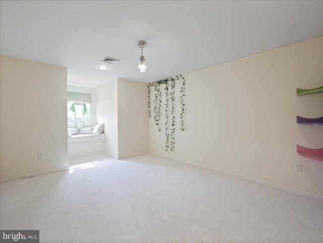 Building Photo - 3271 St Andrews Dr