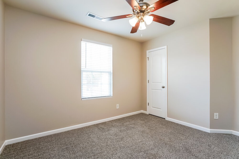 Building Photo - 1433 Tamarino Dr