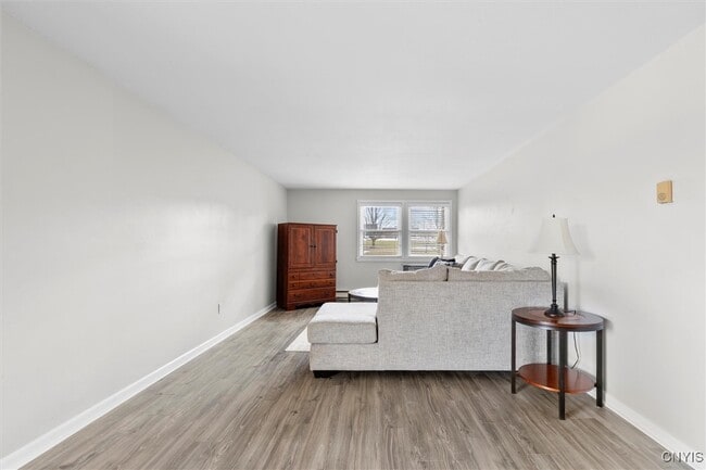 Building Photo - 576 Village Blvd N