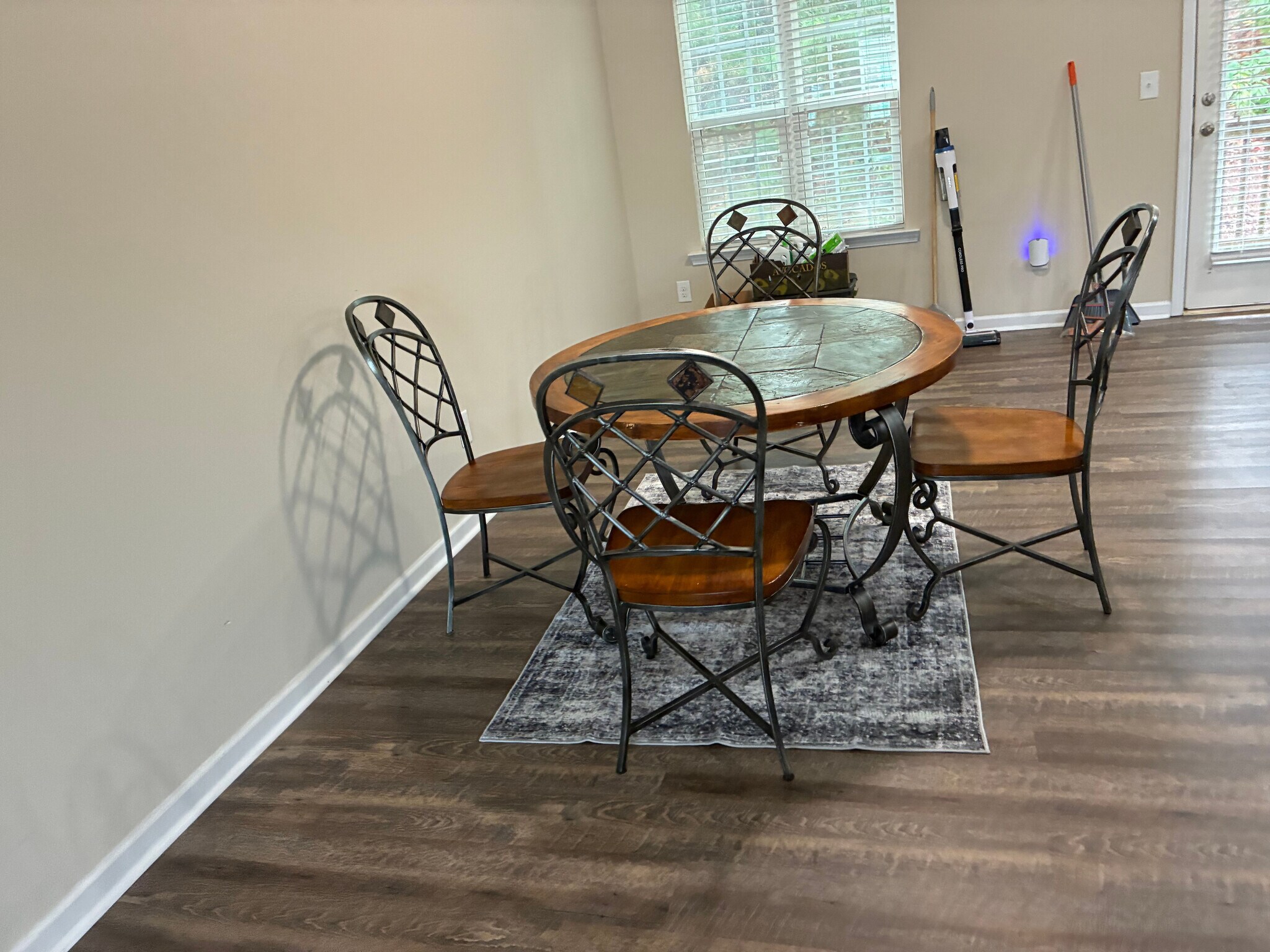 Building Photo - Room in Townhome on Chatham Ridge Dr