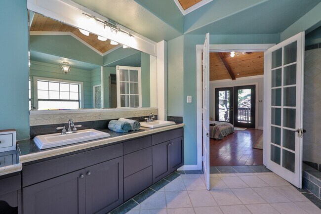 Building Photo - 26316 CA-189