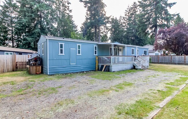 Building Photo - Updated 2 bedroom manufactured home on large corner lot