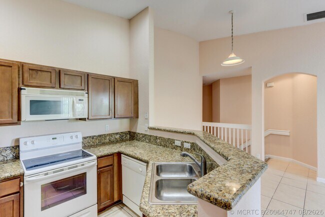 Building Photo - 3061 Laurel Ridge Cir