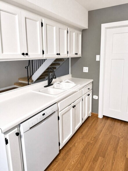 Building Photo - 2775 Upland Ct