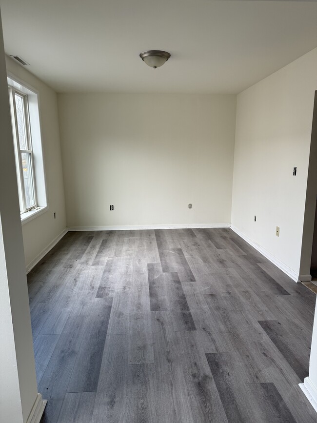 Dining Room - 135 Troy Schenectady Rd