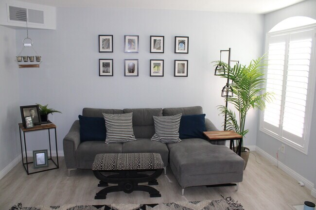 Living Room - 7736 Allerton Ave