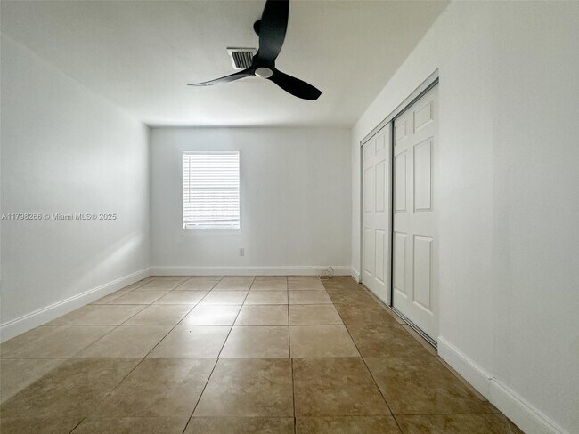 Building Photo - 2811 NW 88th St