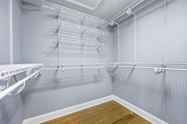 Building Photo - 159 Hopewell Dr