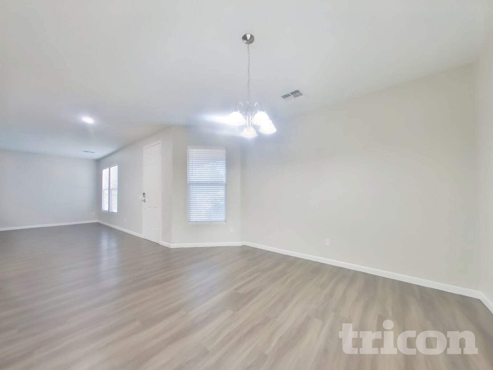 Building Photo - 26011 N Sandstone Way