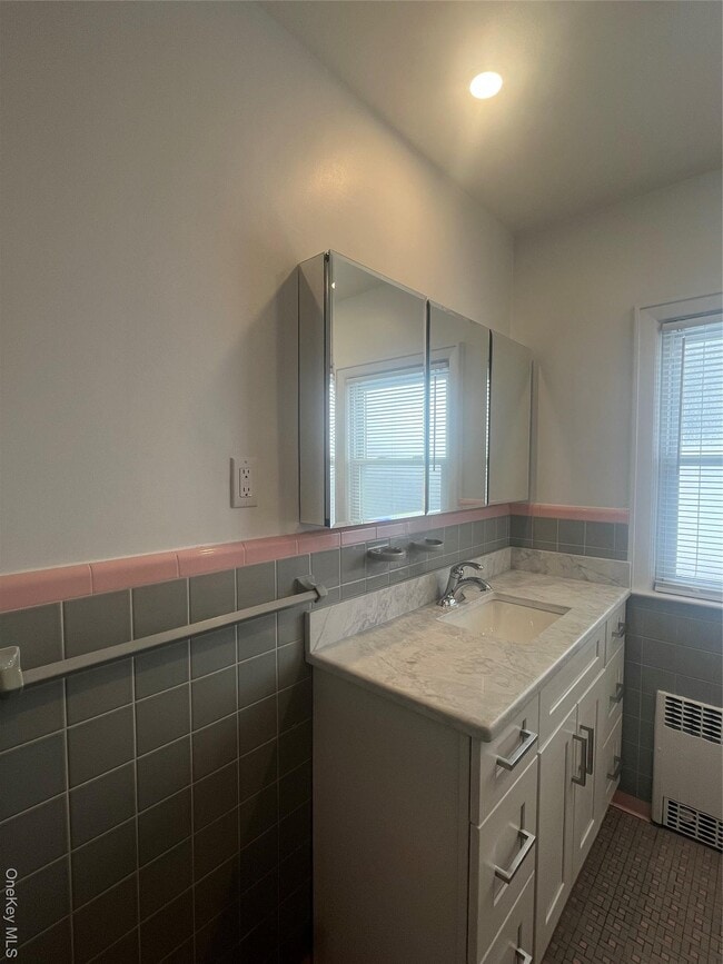 Building Photo - 50 Arizona Ave