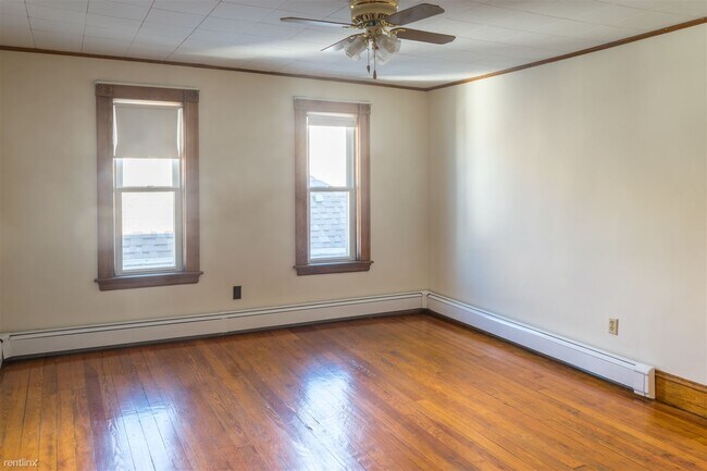 Building Photo - 74 Prichard Ave