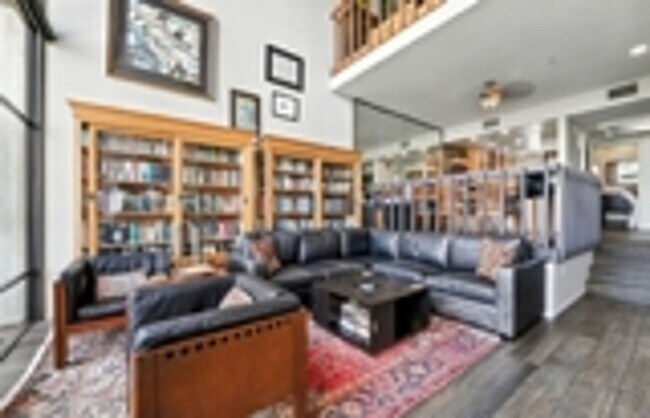 Building Photo - UNFURNISHED | Rent Credit Available on 12- or 15-Month Lease Save $1800 to $2100 for lease term