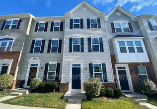 Building Photo - 505 Rolling Valley Dr