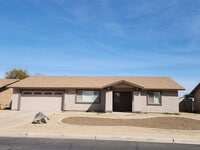 Building Photo - 3 bedroom - 2 bath home for Rent