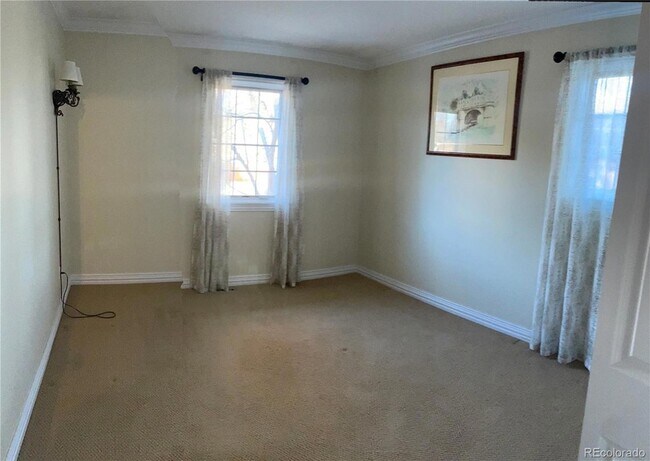 Building Photo - 5317 S Cimarron Rd