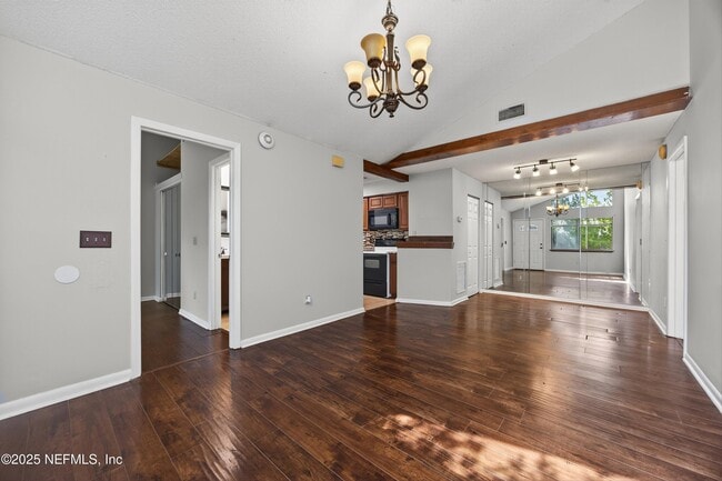 Building Photo - 10711 Whispering Woods Pl
